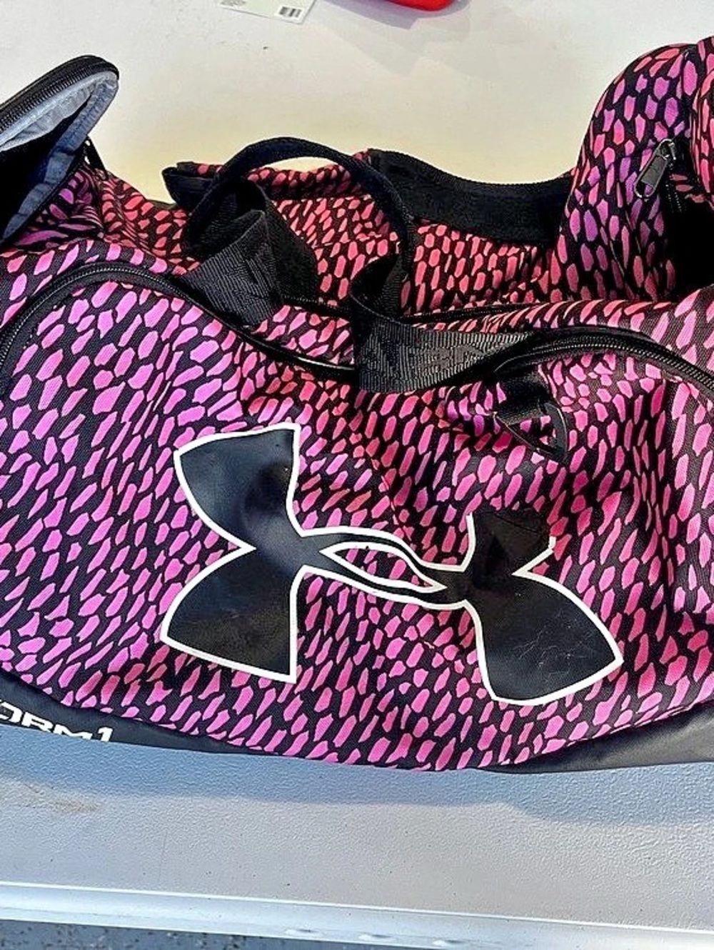 Under Armour UA Undeniable Storm Duffle Bag Pink & Black